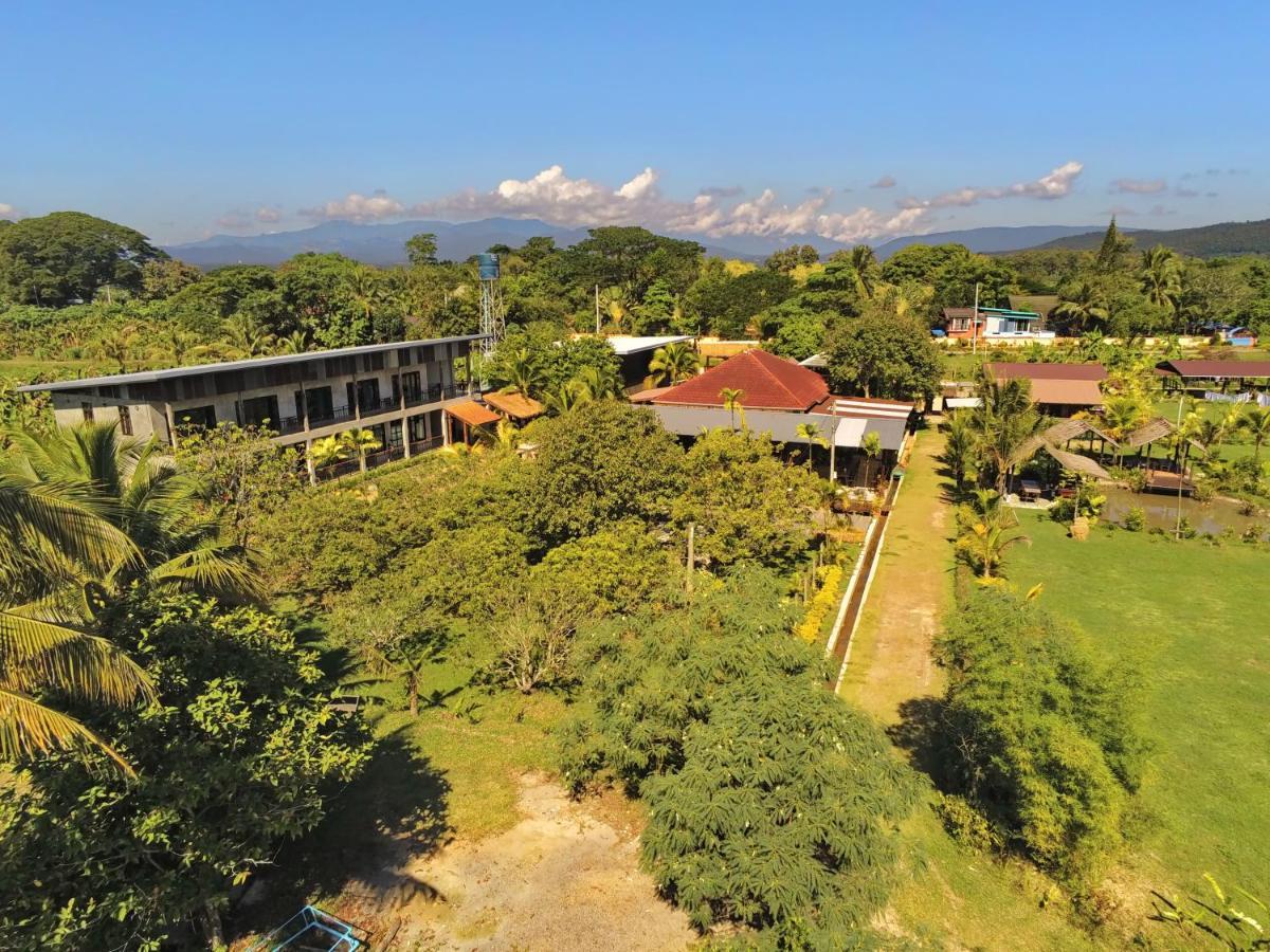 Le Cocotier Hotel Ban Cho Lae Exterior foto